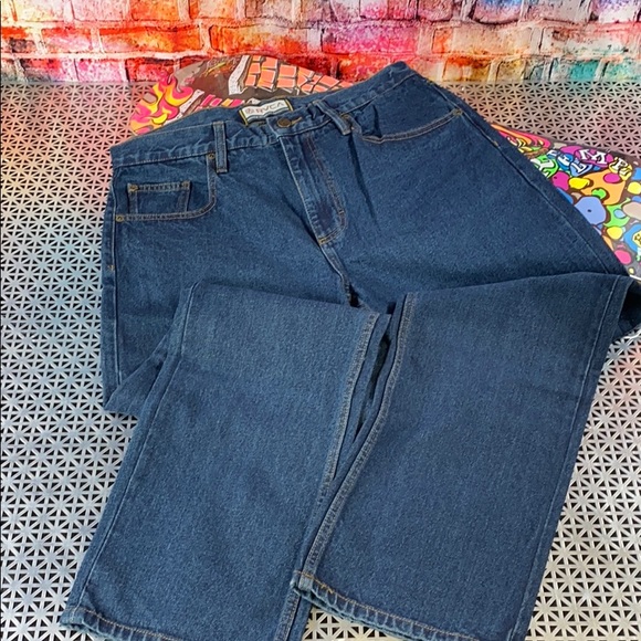 RVCA Jeans - Picture 4 of 7